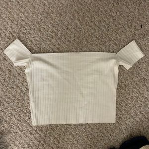 S off the shoulder crop top